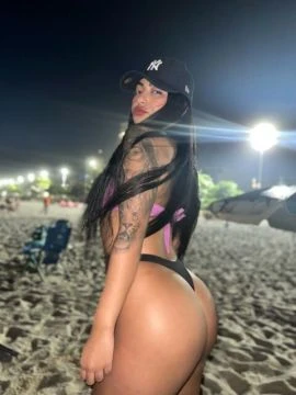 Jasmine Garcia — 8 / 9