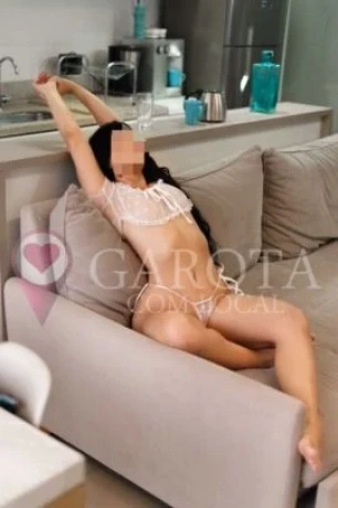 Liz D’Ávilla — 3 / 8