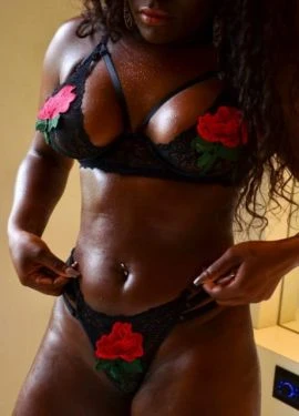 Sheron Tomazely — 7 / 9