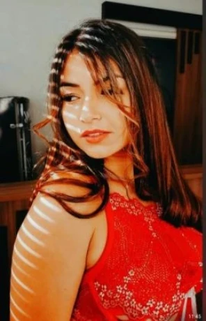 Bruninha Ferraz — 3 / 4