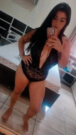 Erika Ribeiro — 8 / 9