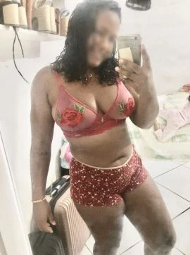 Paloma Santos — 3 / 5