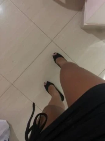 Jhenifer Lins — 2 / 6