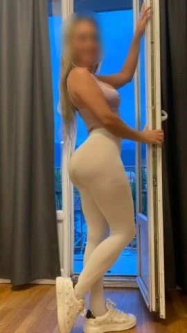 Fernanda Leite — 4 / 5