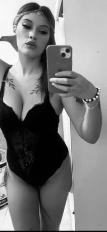 Julieta VIP — 3 / 9