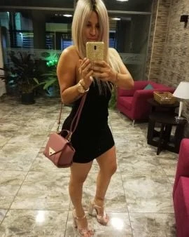 Pamela — 4 / 9