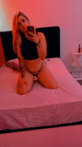 Bruna Melo — 5 / 8