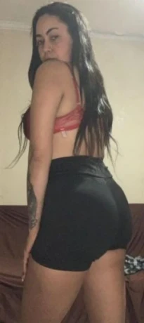 Caroline Moraes — 3 / 4