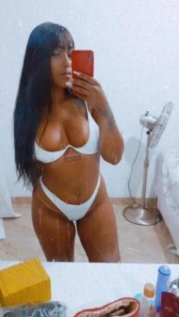 Lorrayne Santos — 2 / 4