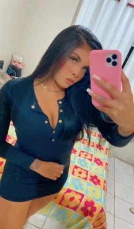 Bruna Gonçalves — 2 / 5