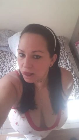 Erica Brito — 3 / 5
