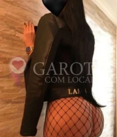 Júlia Dantas — 3 / 9