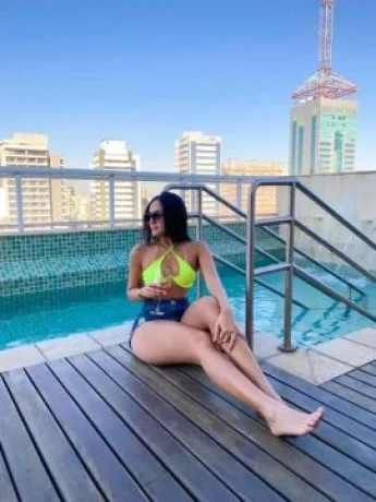 Kelly Aguilar — 2 / 4