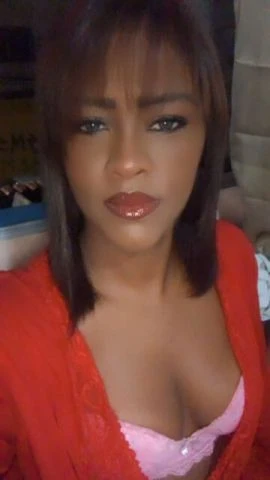Ana Paula — 4 / 5