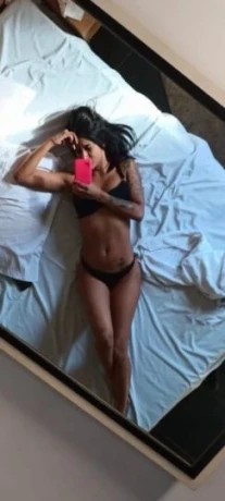 Kelly Cristina — 4 / 5