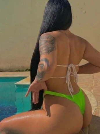 Mirella Santos — 5 / 9