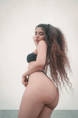 AdiRose — 5 / 9