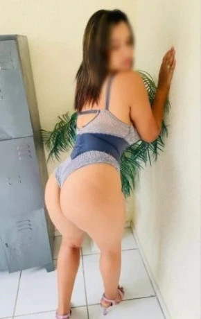 Sabrina Vasconcelos — 1 / 5