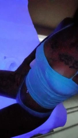 Tati Xavier — 2 / 9