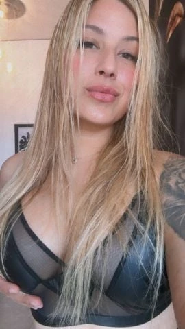 Pamela — 8 / 9