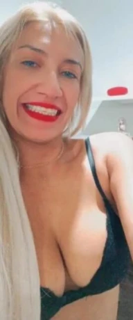 Fanny Ferrari — 1 / 9