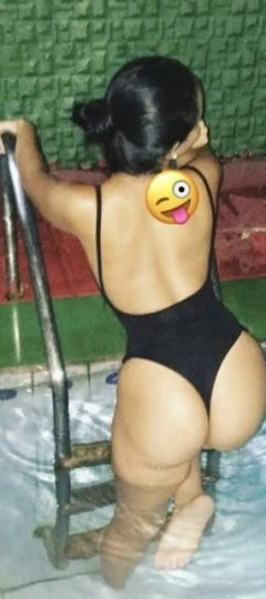 Mia Vaz — 4 / 5