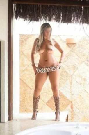 Heloíse Brandão — 4 / 9