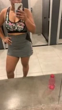 Thaís Souza — 2 / 5