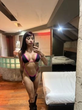Jazmin — 2 / 9