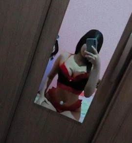 Letícia Dias — 3 / 6