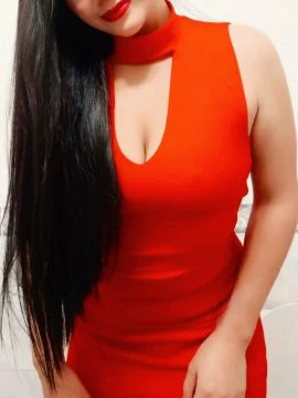 Selena — 3 / 9