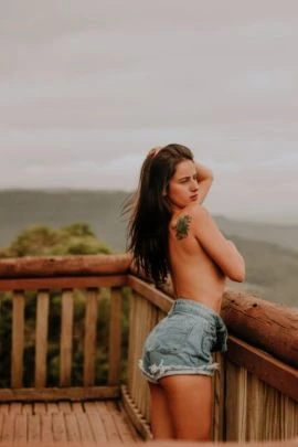 Eduarda Torres — 4 / 9