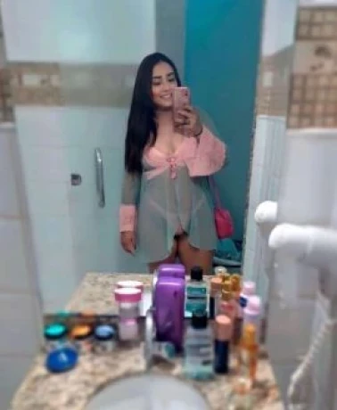 Helen delConti — 4 / 6