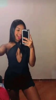 Luana Carvalho — 4 / 5