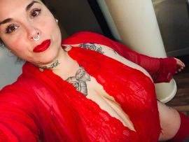 Jazmin — 7 / 9