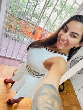 Abril Argentina — 7 / 8