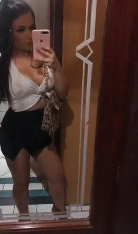 Bia Vieira — 2 / 5