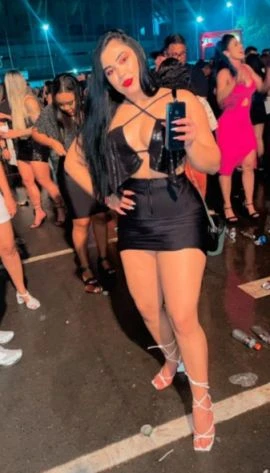 Fernanda Souza — 2 / 5