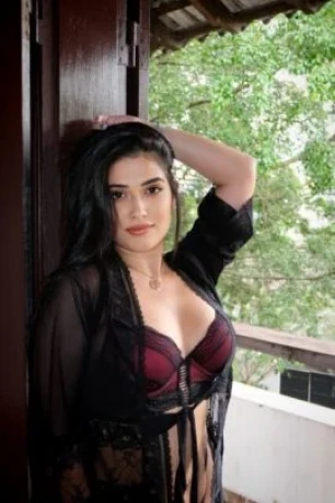 Ruby Navarro — 4 / 5