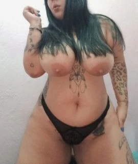 Bruna Luz — 8 / 9