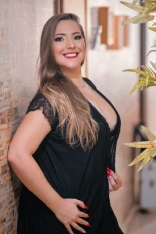 Debora Aguiar — 2 / 5