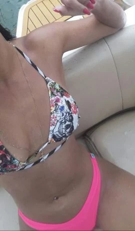 Vick Darcy — 4 / 6