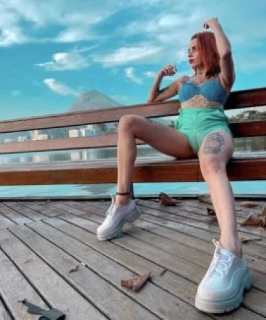 Bárbara Alcântara — 4 / 5