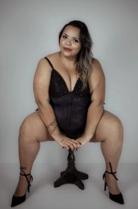 Laura Queiroz — 3 / 5
