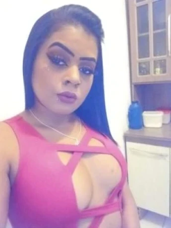 Milena Santos — 2 / 5