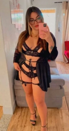 Mia Mendes — 2 / 4