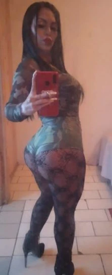 Micaela Rios — 6 / 8