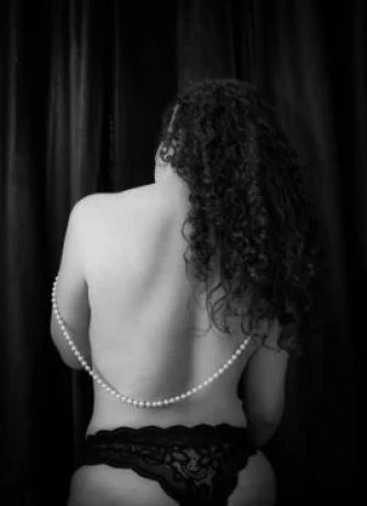 Mell Oliver — 3 / 5