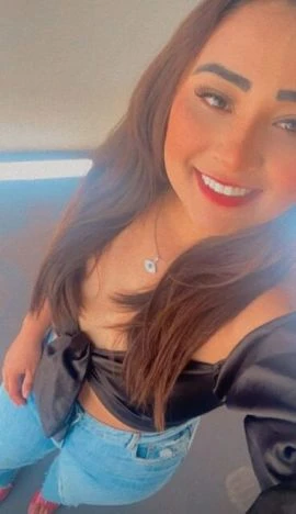Helen delConti — 3 / 6