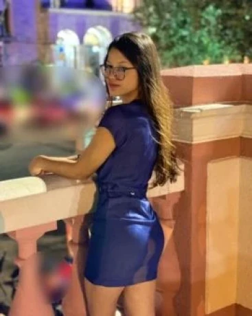 Thayla Ribeiro — 2 / 4